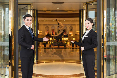 職業(yè)魅力與專業(yè)素養(yǎng) 探索酒店管理領(lǐng)域的精英風(fēng)采